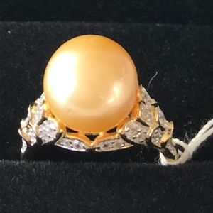 South sea golden pearl